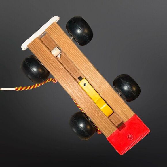 Vintage 1968 Fisher Price Fire Engine #720 #1 Firefighter, Ladder, Hose and Bell - Picture 8 of 15